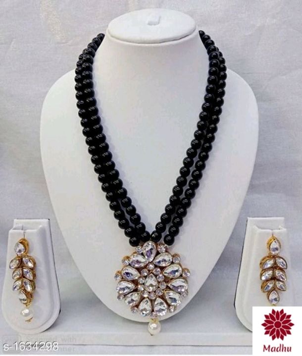 Princess stunning bridal metal jewellery sets uploaded by business on 8/9/2021
