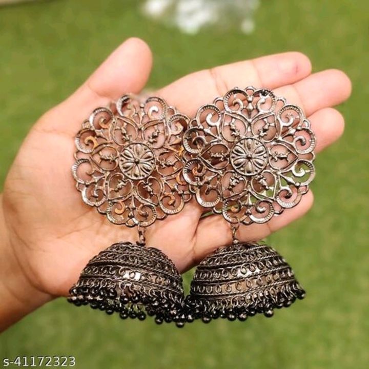 Classy alloy earring  uploaded by business on 8/9/2021