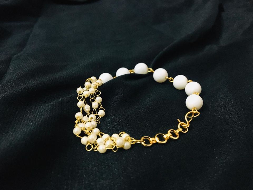 Pearl bracelet  uploaded by Evairaa creations on 8/9/2021