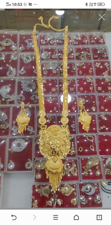 Saree and Jewellery uploaded by Sai sai on 8/10/2021