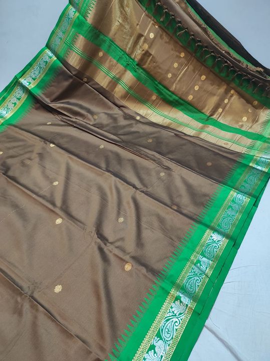 Product uploaded by Rishabh sarees on 8/11/2021