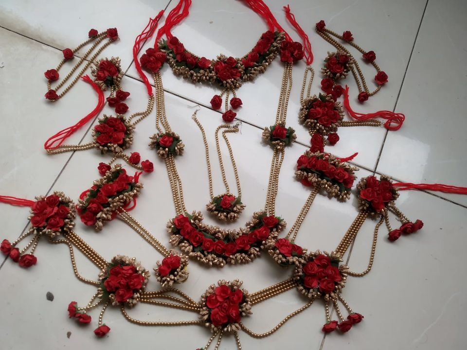 Post image Hi ...I m making artificial flower jewelry...plz contact if requirement..