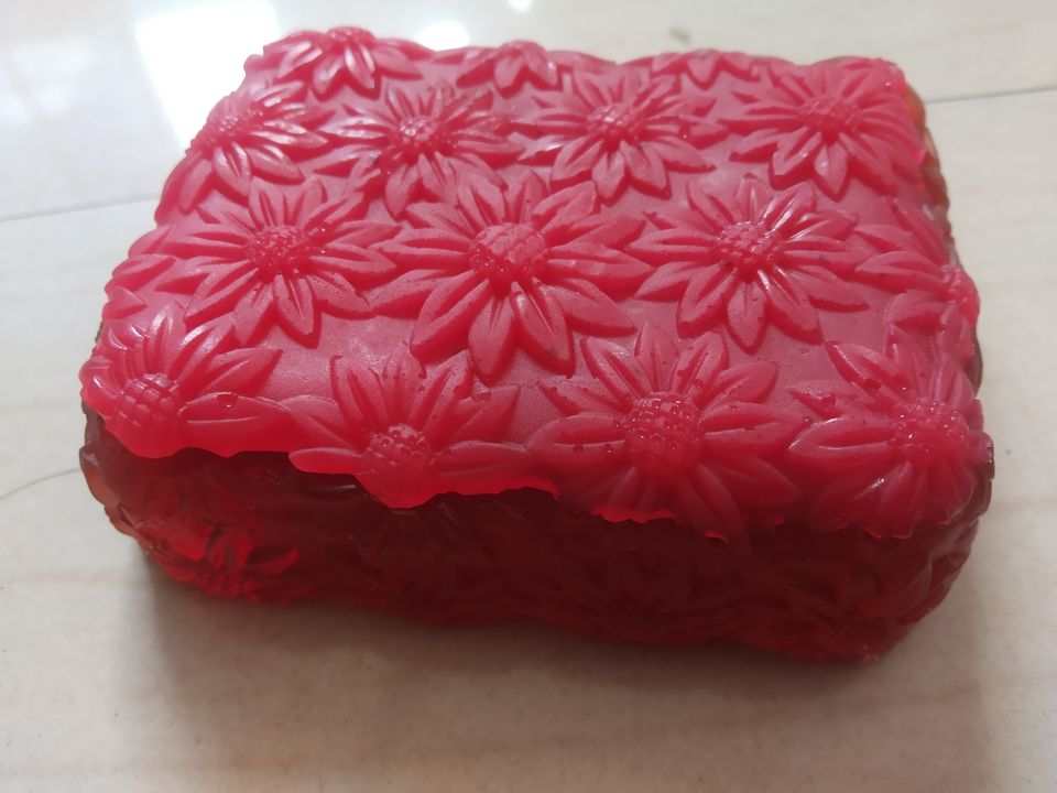 Flower designed soap uploaded by गोपाल एंटरप्राइज on 8/12/2021