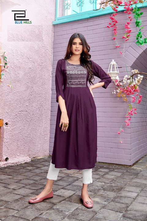 Women's Midi Kurtis with Side Cut uploaded by SHREE CREATION on 8/12/2021
