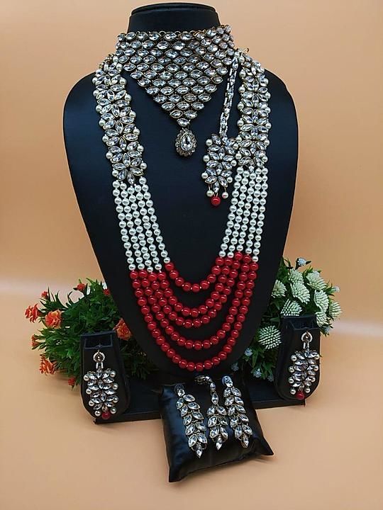 Post image long necklace with choker 
2 pair earrings and 2 tikka 650+&amp;/-