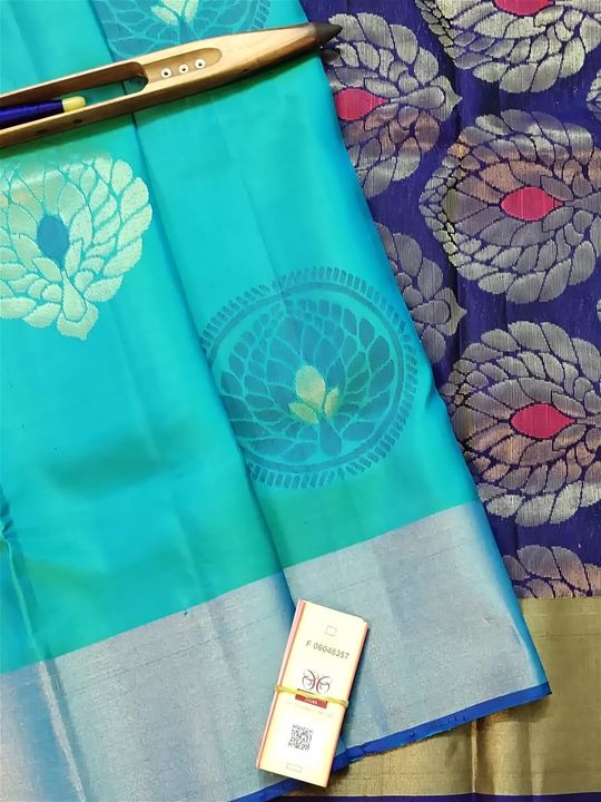 Handloom weaved pure silk uploaded by business on 8/15/2021