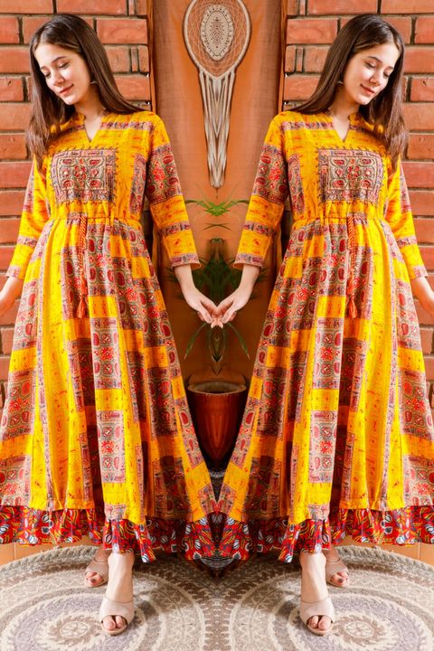 Post image I want 1 Pieces of Hi mujhe 1 kurti cahiye niche photo dali he .
Chat with me only if you offer COD.
Below is the sample image of what I want.