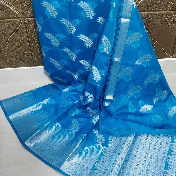Post image Very gorgeous very beautiful

Letest banarasi saree