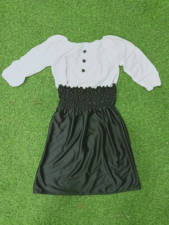 Top and skirt uploaded by Piya_fashion0003 on 8/18/2021
