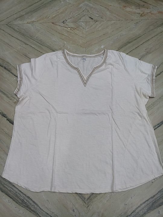 Ladies export Surplus 
Size S to XXL
Col: single remark check for Mama size top too uploaded by NRA Exims on 9/1/2020
