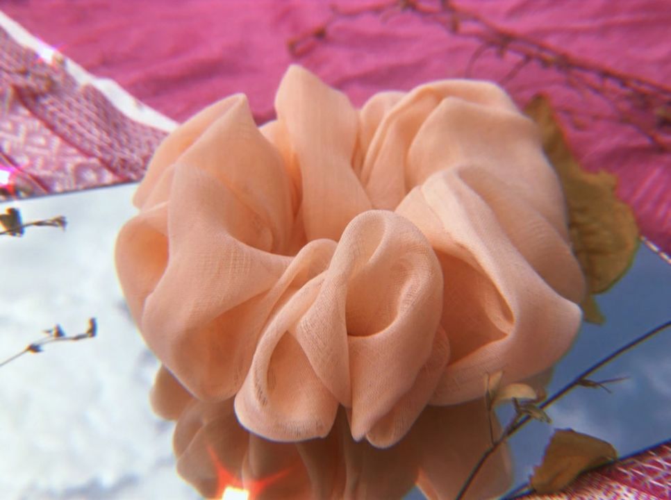 Peach blossom 🌸 scrunchie  uploaded by Scrunchies by siri on 8/19/2021