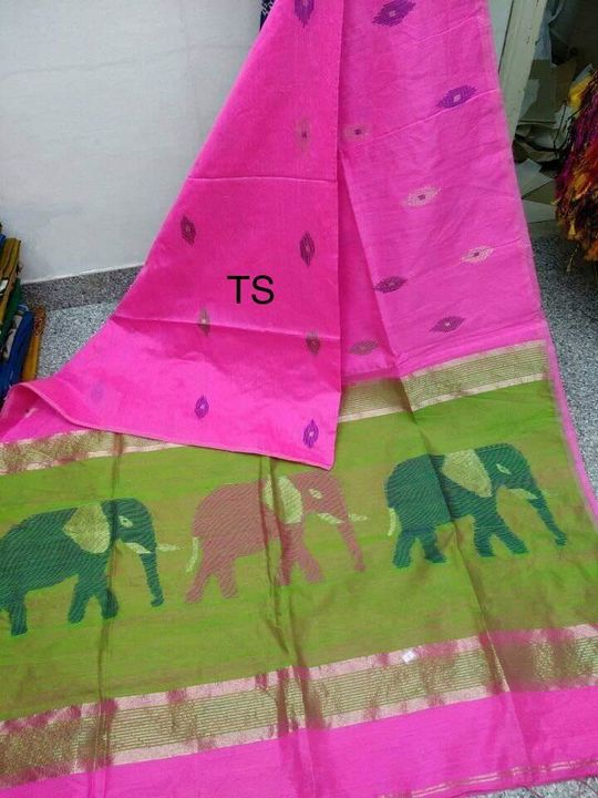 Handloom hati saree
With blouse
 uploaded by business on 8/20/2021