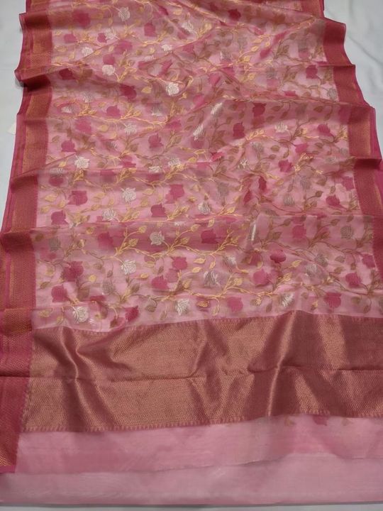 Post image 🌷Chanderi saree🌷....pattu silk full jaal.... ~ :SAREE FOR SALE: ~ This Beautiful original..Chanderi .. pure.. katan organza silk(silk by silk)jari.boder.jari..buti handloom chanderi saree Plz.. support weavers 🙏🙏🙏..... colour available • Details •Whatsapp.. 9179629405
Total..Saree length :- 6.50 meter/5.70 meter saree.. blause 80 cm (running blause)
Yarn :- Silk by silk Wash :- Handwash