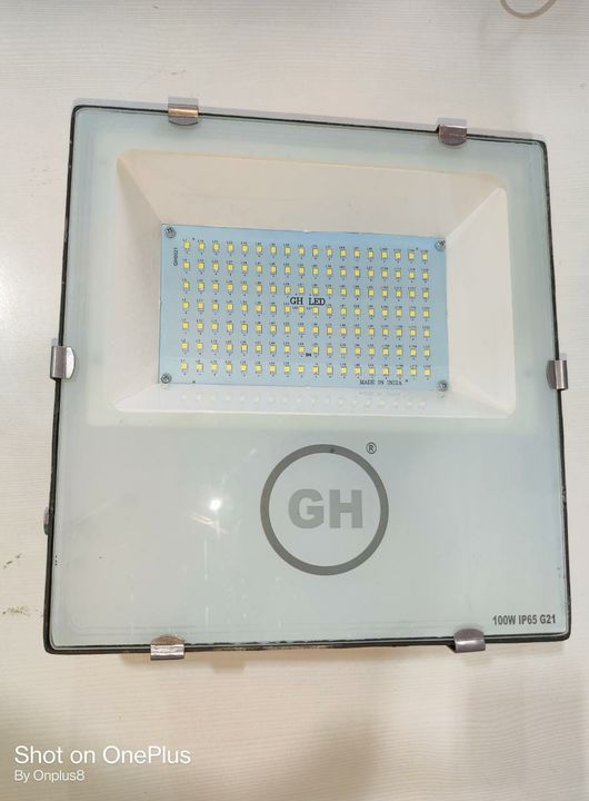 GH flood light 100 watt uploaded by GH Techno World on 8/21/2021