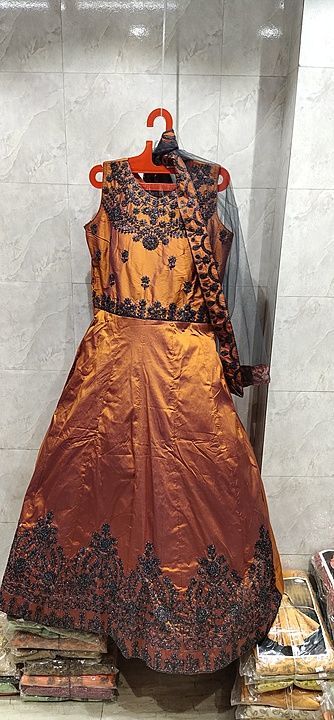 full size gown duppatta kadai set of 3 colours uploaded by business on 5/31/2020