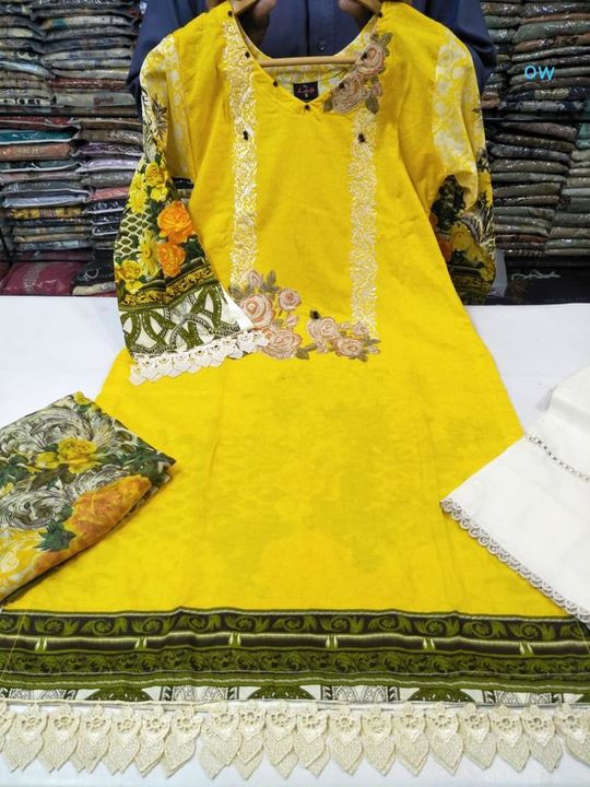 3 piece fully stiched Pakistani lawn suits uploaded by Flafia boutique on 8/22/2021