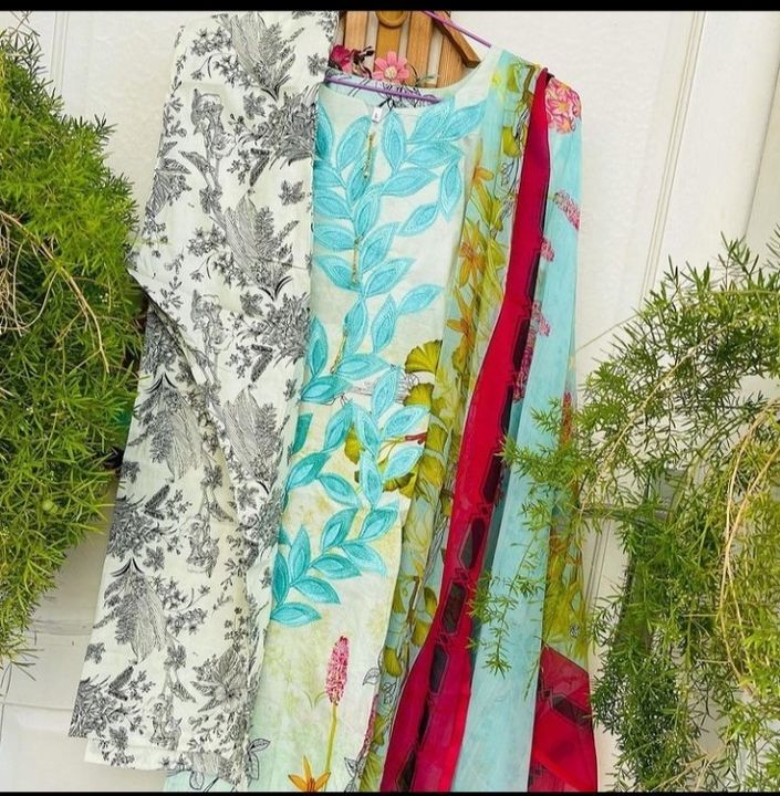 3 piece Stiched Pakistani lawn suits uploaded by Flafia boutique on 8/22/2021