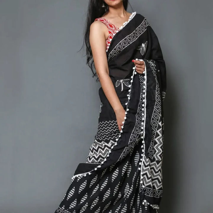 *Pure mul-mul cotton Saree Collection Available* 
*Fabric: Saree*- mulmul cotton
 *Blouse* - mulmul  uploaded by business on 8/22/2021