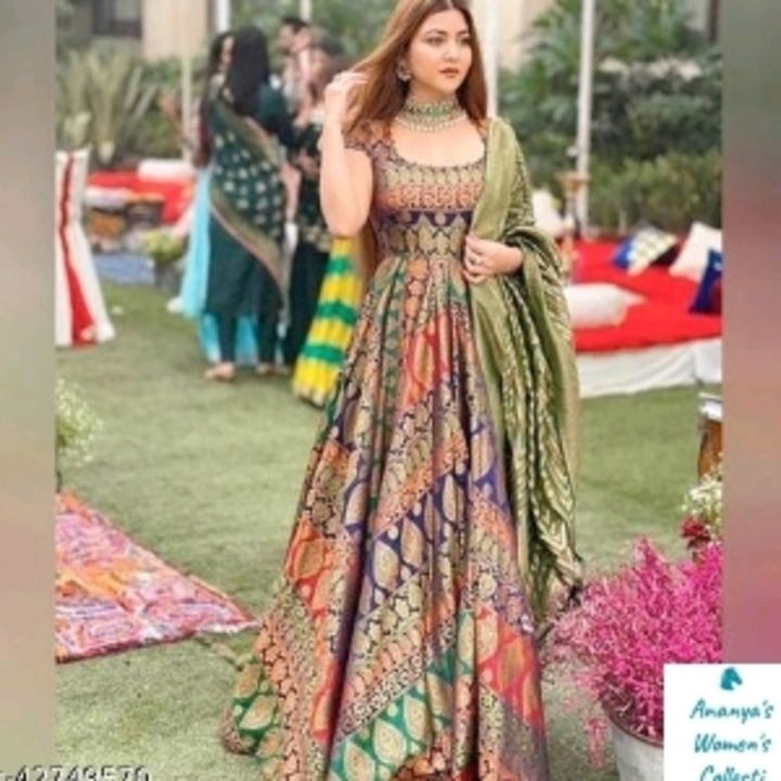 Post image Ananya's collection has updated their profile picture.