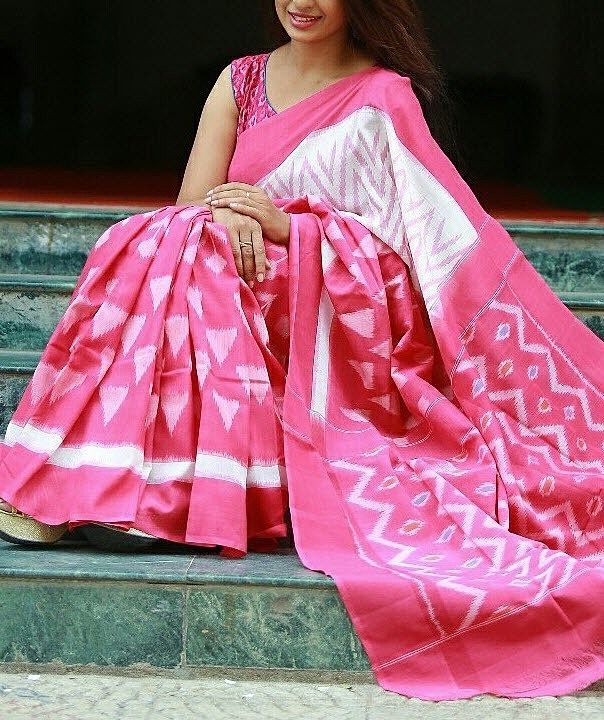 Cotton malmal saree with blouse
Handblock print 
Treditinol saree
Natural color
 uploaded by business on 9/2/2020