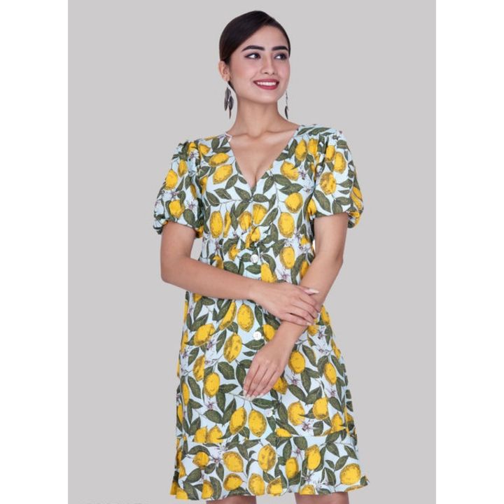 Women's dress uploaded by business on 8/25/2021