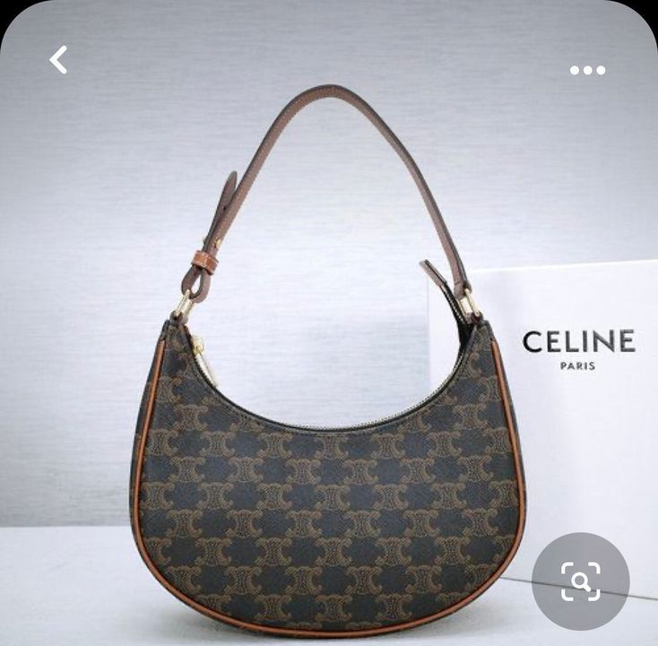 Post image CELINE HANDBAGS ✅LATEST EDITION ✅FIRST COPY ✅WITH BRAND BOX✅HIGHEND QUALITY ✅LOOKS LIKE ORIGINAL ✅WITH DUST COVER ✅SUPERB QUALITY ✅PRICE 2500/- 
FREE SHIPPING