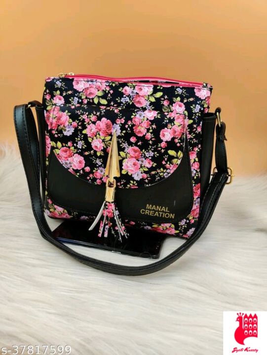 Ladies hand bag uploaded by business on 8/25/2021