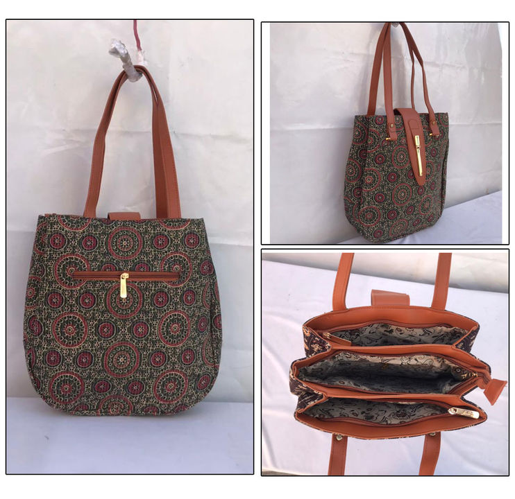Stylish Ikkat Printed Trendy Handbags With HandHeld

 uploaded by Craferia Export on 8/26/2021