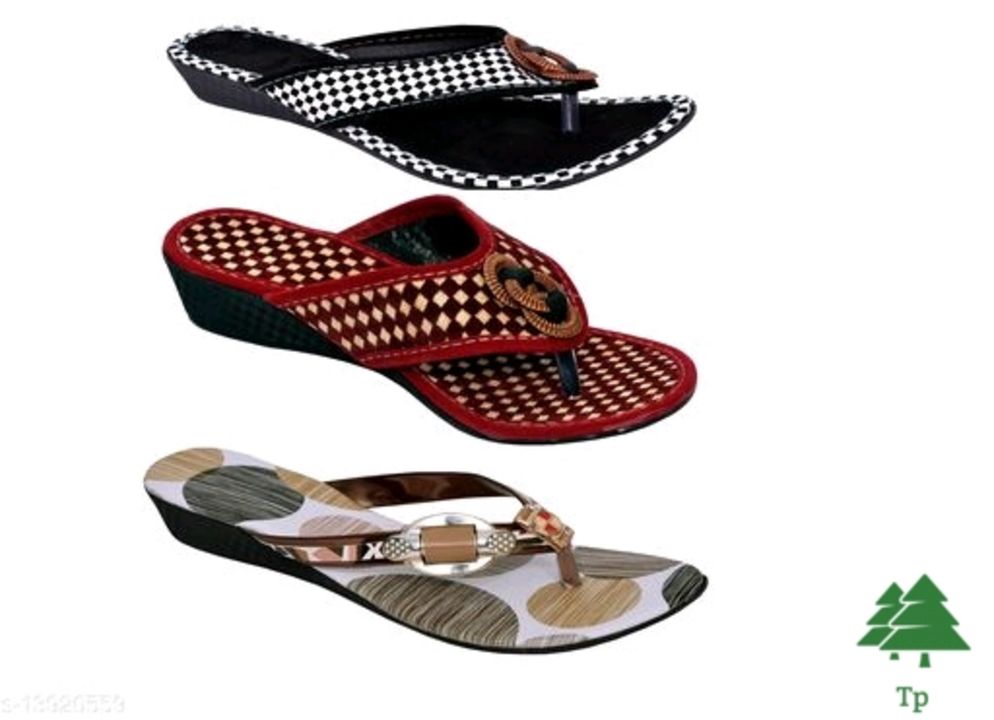 Women sandals uploaded by Tulsi Padhan on 8/27/2021
