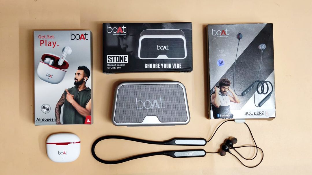 Post image *BOAT COMBO OFFER*
▪️ *STONE 210 SPEAKER*▪️ *AIRDOPES 311*▪️ *ROCKERZ 525 NECKBAND*
★ Best deal @ Rs.1900 free ship★ Copy Products ★ 360° Degree Unboxing video compulsory for any type of claim.