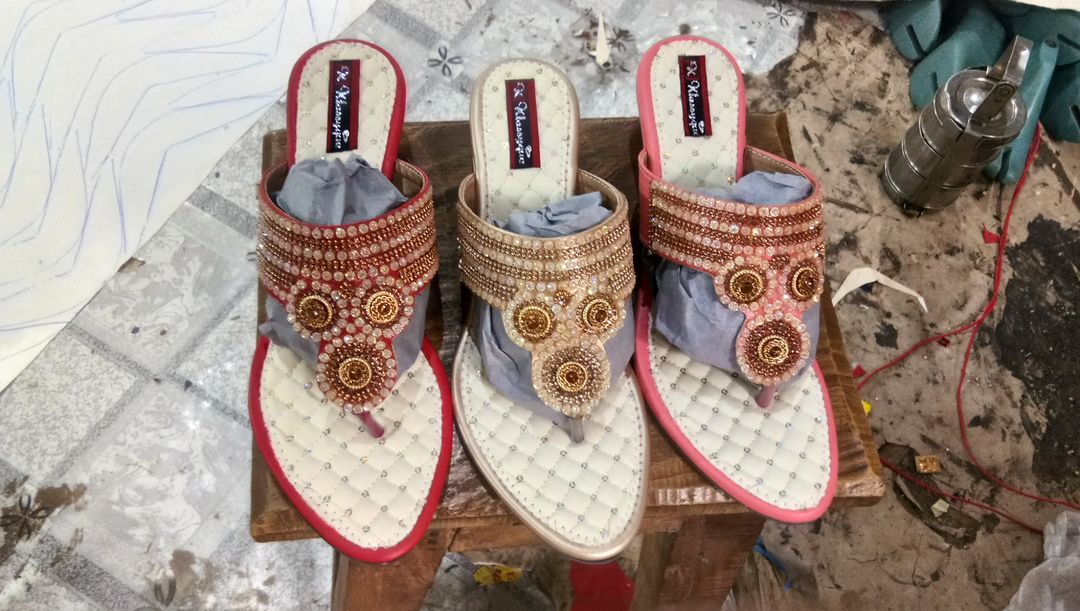 Comboboss women's slipper uploaded by New comboboss footwear on 8/28/2021