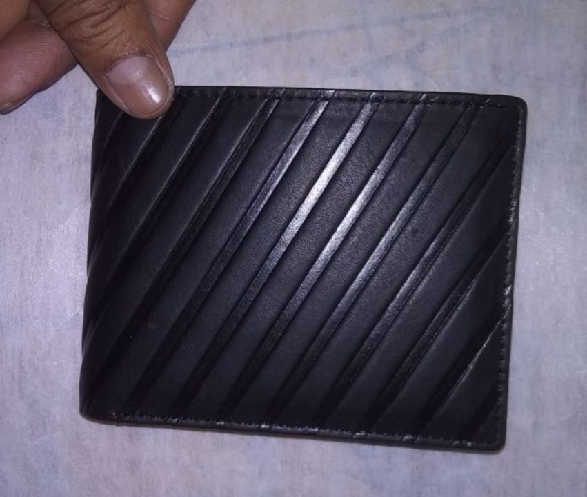 Leather Men's Wallet  uploaded by Prathamtrends on 8/28/2021