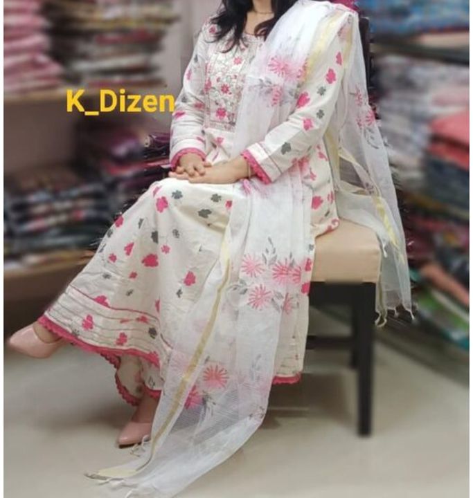 Kurta set for woman uploaded by business on 8/29/2021