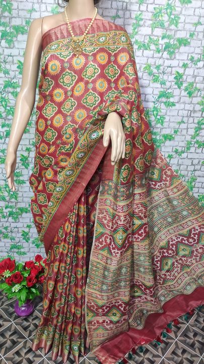 Post image I am derek Manufacturing of all saree and suits more information contact my whatsApp no📞 7277489611
