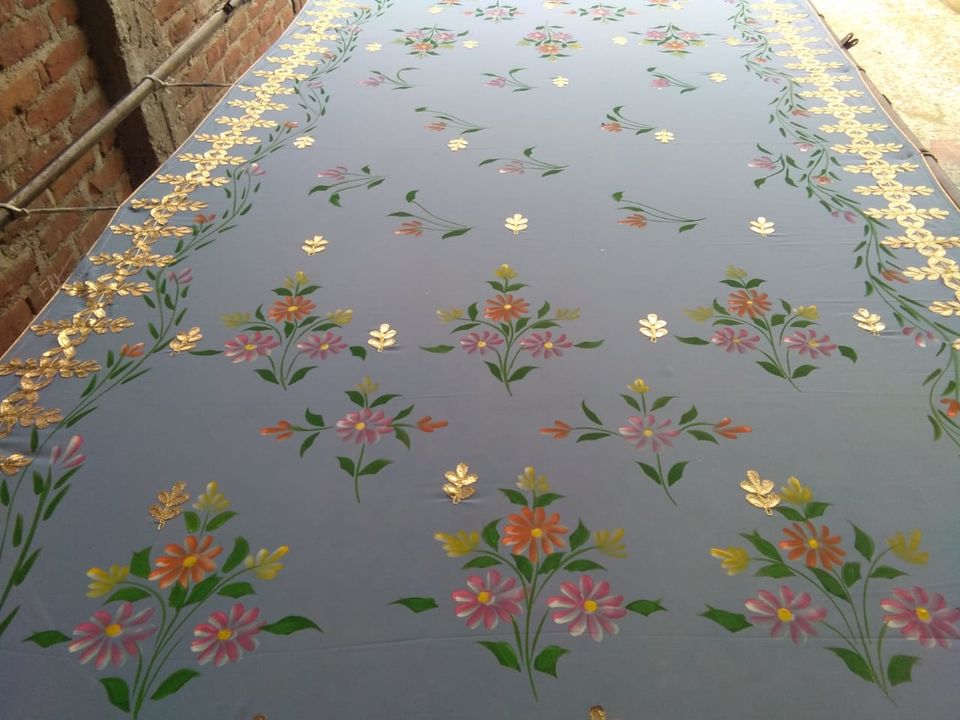 Gota Patti border hand painting uploaded by business on 8/29/2021
