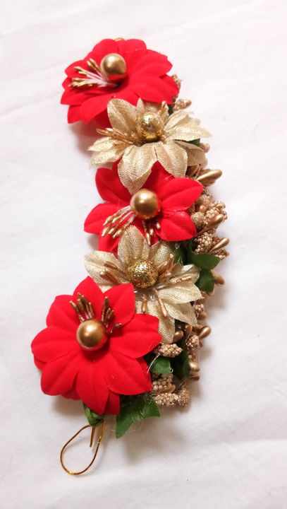 hair brooch uploaded by Srushti floral jwellery on 9/1/2021
