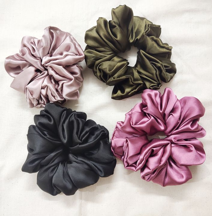 XXL Fluff SCRUNCHIES  uploaded by Hastkari closets and accessories on 9/2/2021