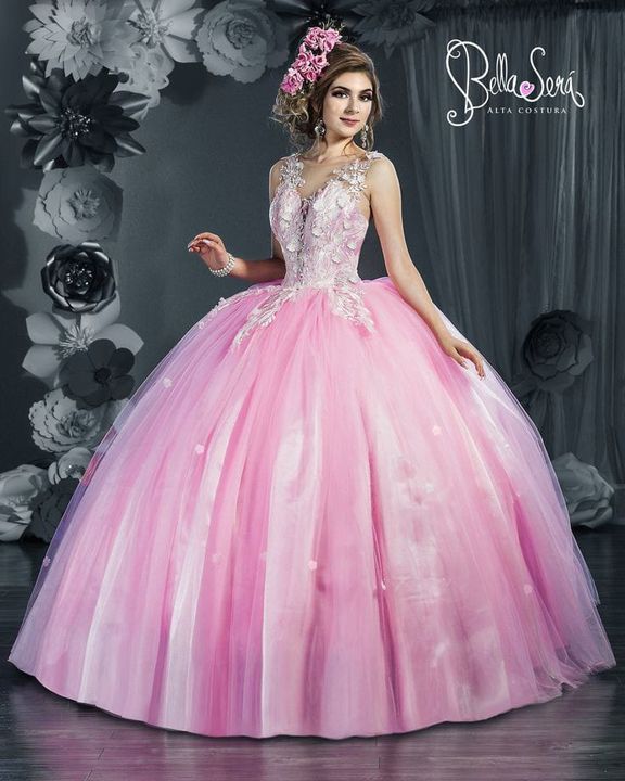 Ball gown uploaded by Golden licht on 9/3/2021