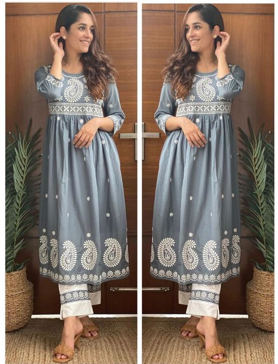 Premium rayon cotton gown uploaded by Piyush Kachhadiya on 9/4/2021