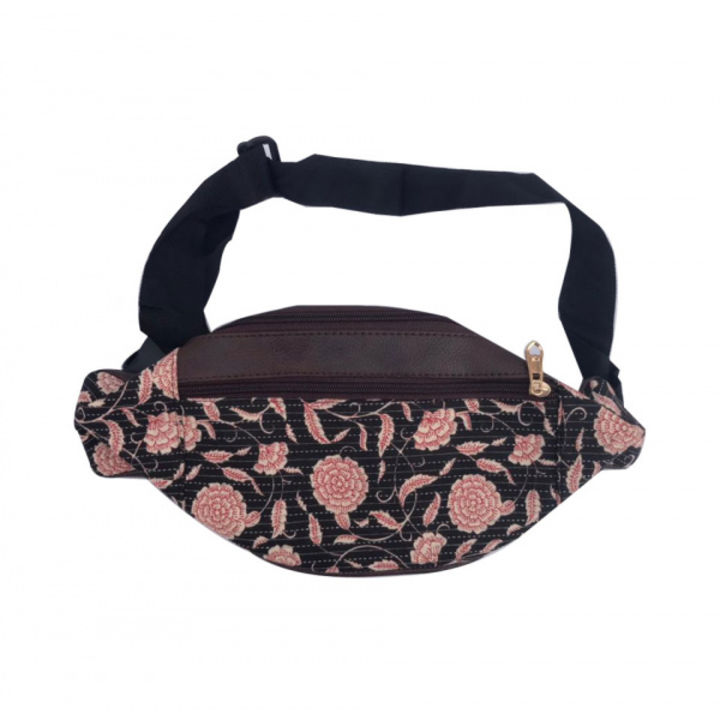 Trendy Casual Waist Bags / Pouches With Belt For Men And Women / Travel Outing Unisex

 uploaded by Craferia Export on 9/4/2021