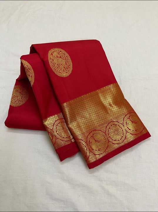 Post image I want 10 Pieces of Pure silk saree and cotton.
Chat with me only if you offer COD.
Below are some sample images of what I want.