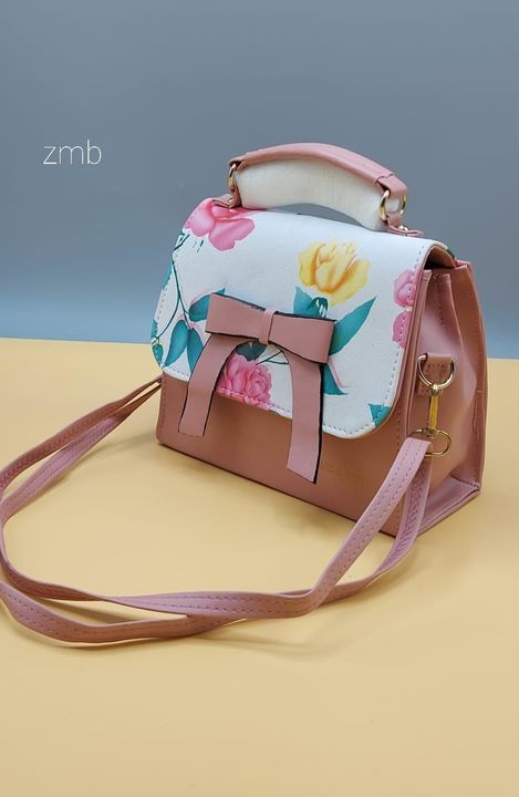 Women's handbag uploaded by business on 9/5/2021