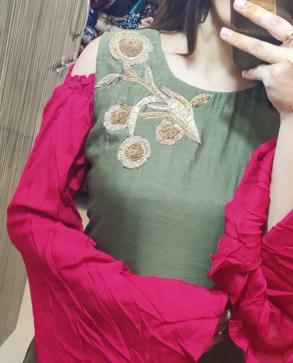 Beautiful designer gown with muslin fabric uploaded by Sunita Jadwani on 9/5/2021