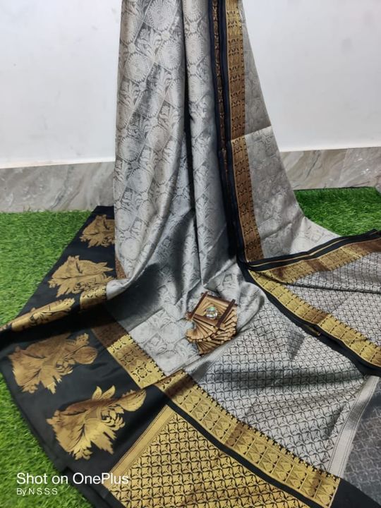 Kora muslin banarsi saree  uploaded by Bevar textiles on 9/6/2021