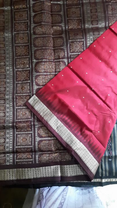 Post image I want 1 Pieces of Sambalpuri bomkai silk , sample given as below from manufacturers .
Below are some sample images of what I want.