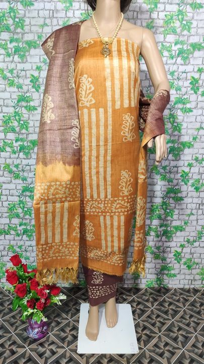 Prinded suit uploaded by SHADAB FABRICS on 9/7/2021