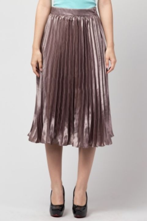 Women pleated skirt uploaded by Bristis collection on 9/7/2021