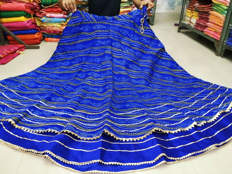 Post image Beautiful skirts with beautiful print. 
Sale on this product so hurry up, book your order.