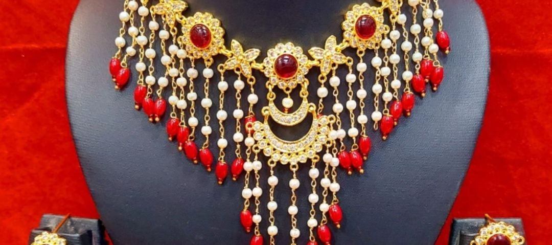 Rajputi poshak and jewellery