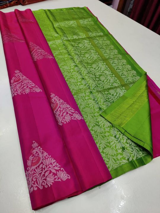 Border Less Soft Silk Sarees uploaded by Deval Creations on 9/9/2021